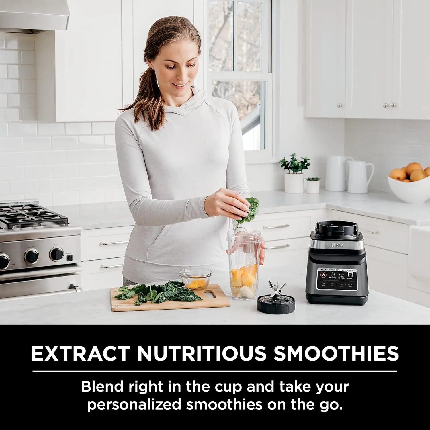 Professional Plus DUO Blender, 1400 Peak Watts, 3 Auto-IQ Programs for Smoothies, Frozen Drinks & Nutrient Extractions, 72-oz.