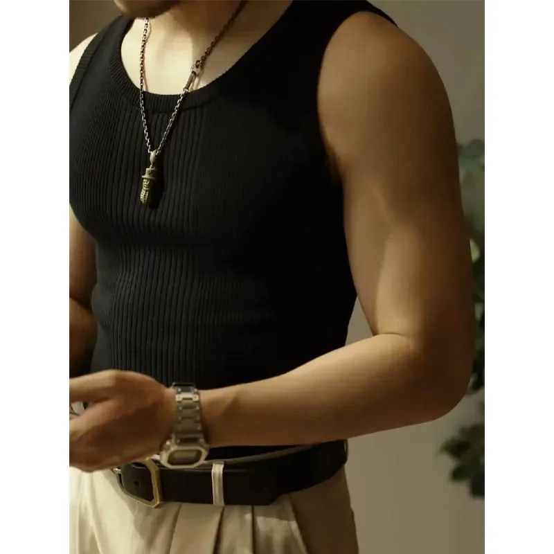 High Tuality 슬림 피트 스트레치 조끼 민소매 기본 셔츠 반소매 티셔츠 오버 사이즈 티셔츠 여름 남성 의류 스포츠 셔츠 탑
