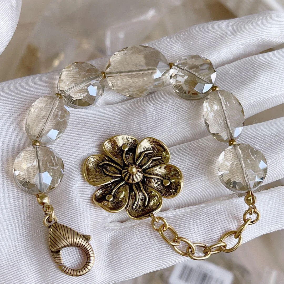2022 Brand Crystal bracelet with flower at the end Bracelet  Mobile, Platinum And Rose GoldJewellery