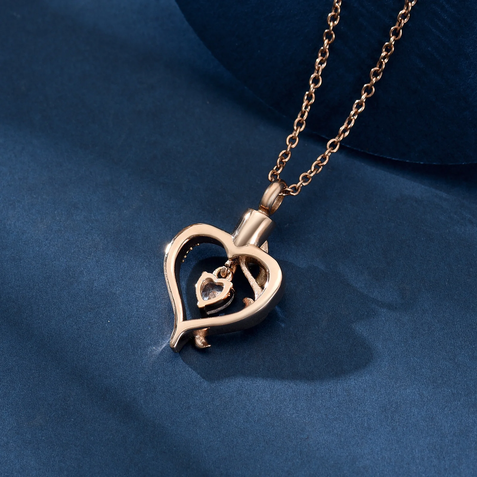 Cremation Ashes Jewelry Hollow Heart With Crystal Pendant Urns Necklace Elegant Girl Gift Memorial Keepsake Stainless Steel