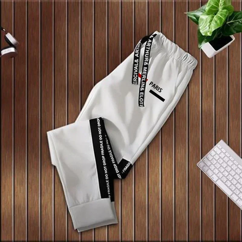 الخريف الشتاء بسيط اليومية الرجال رياضية في الهواء...