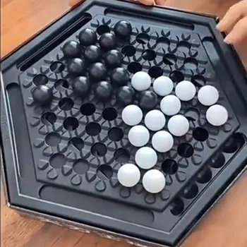 Gioco da Tavolo Strategico per Bambini, Treno Nero e Bianco, Giocattolo Educativo Precoce, Puzzle, Scacchi Classici, Gioco per Famiglie e Genitori-Figli, Regalo