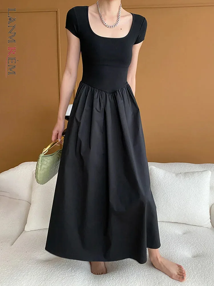 

[LANMREM] Gathered Waist Bottoming Dress For Women Black Square Collar Office Lady Evening Dresses 2024 Spring New 26D8317