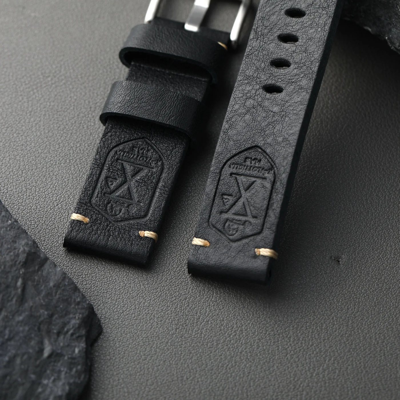 Vintage Black Genuine Leather Strap - Retro Rugged Style