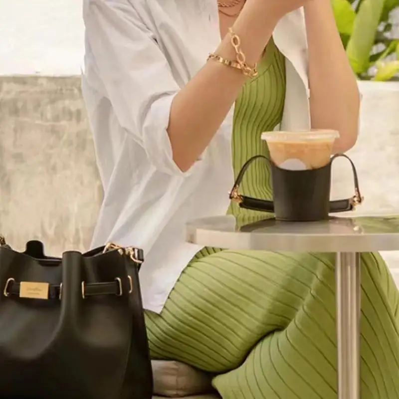 PU Leather Coffee Cup Sleeve Environmentally Friendly Handheld Beverage Milk Tea Cup Cover Reuse Coffee Cups Holder