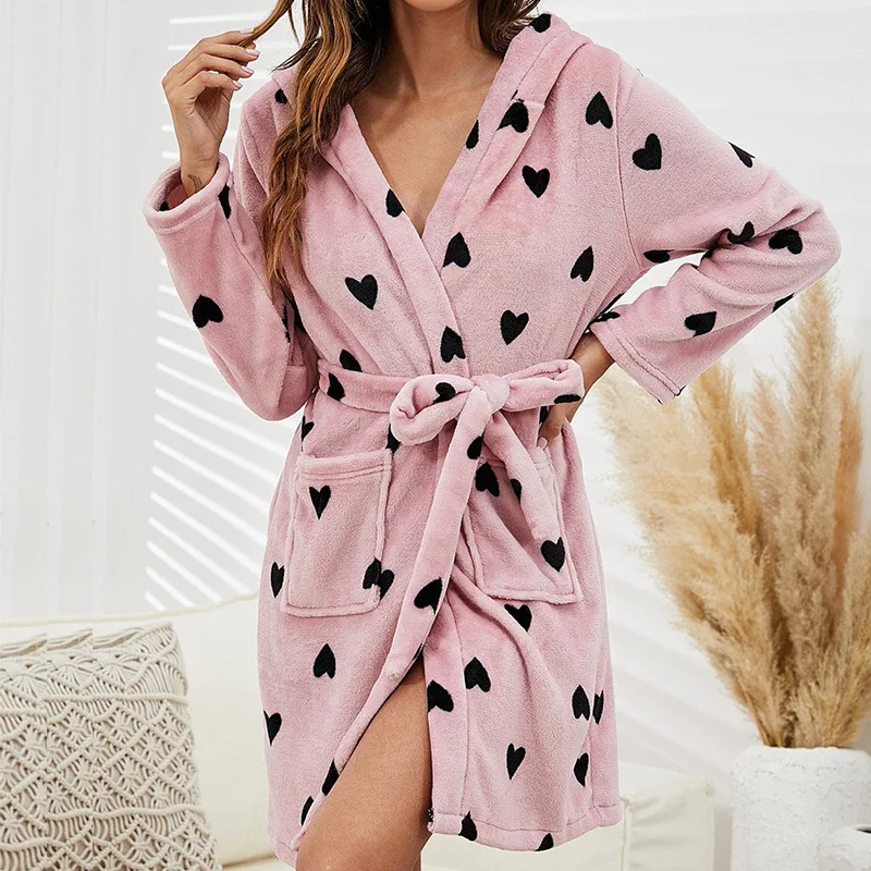 Winter Women's Flannel Pajamas Thickened Sleeping Robe Long Sleeve Loose Bathrobe Sweet Love Print Casual Home Clothing