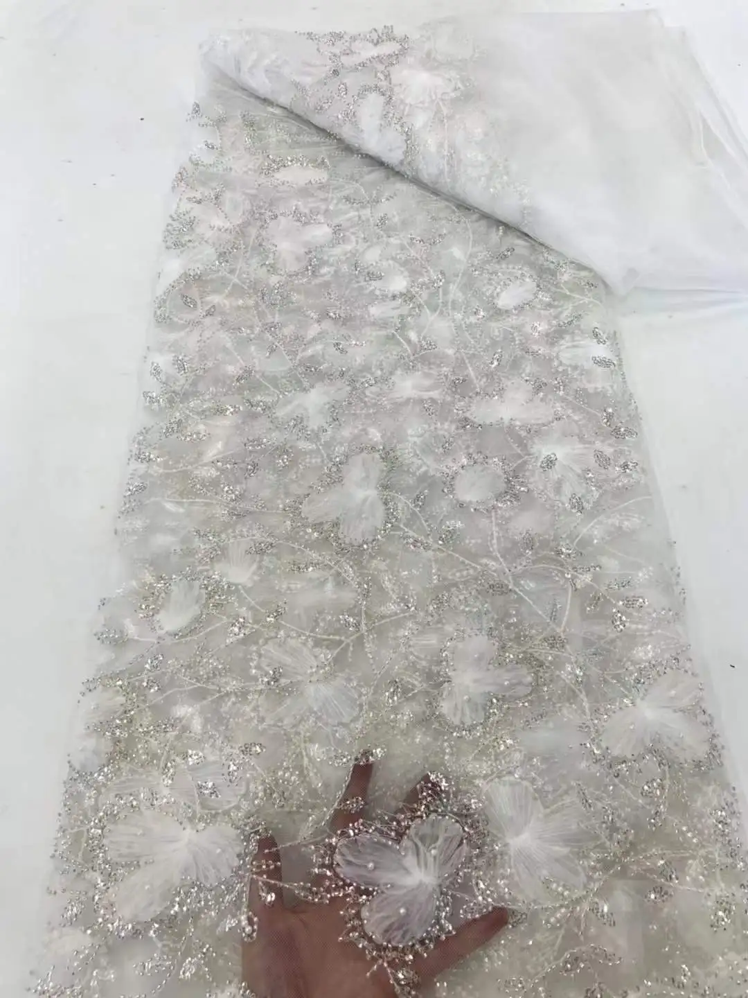 White Fashion Latest Africa Embroidered Tulle Net Fabric With Beads High Quality Luxury Sequins Net Lace Evening Party Dress