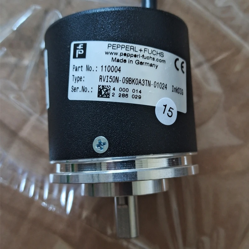 

Перечный + fuchs RVI50N-09BK0A3TN-01024 немецкий P + F оригинальный запас