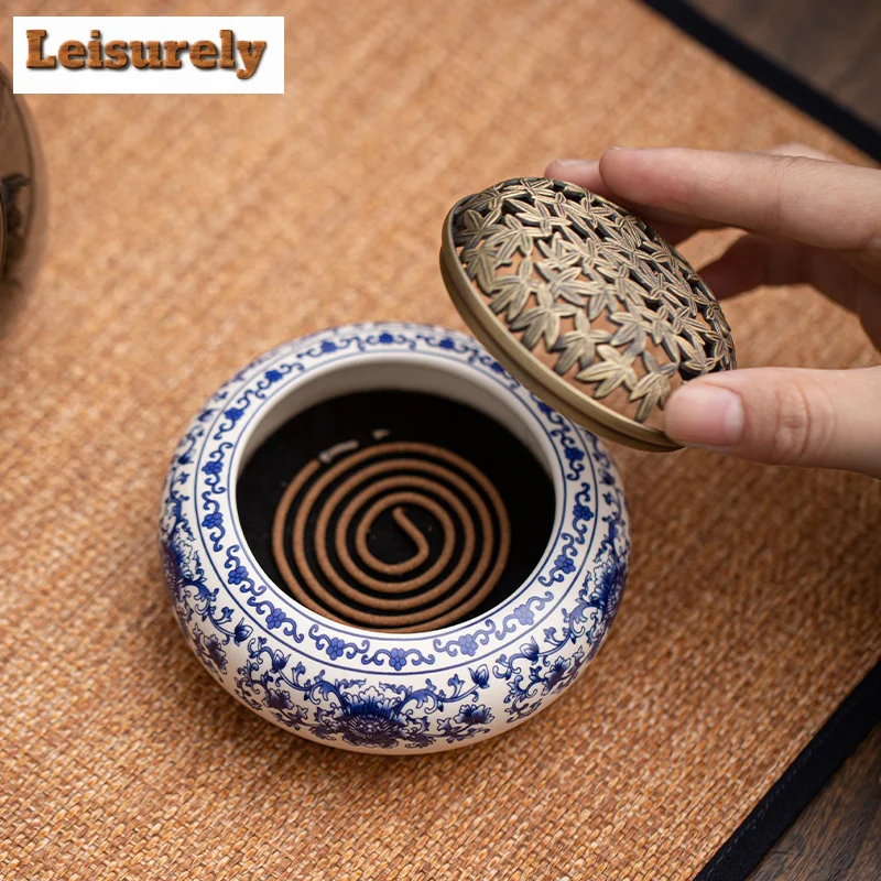 Blue and White Porcelain Incense Burner Zen Censer Burner Holder Aroma Smoke Censer Holder Office Tea Table Ornaments Crafts