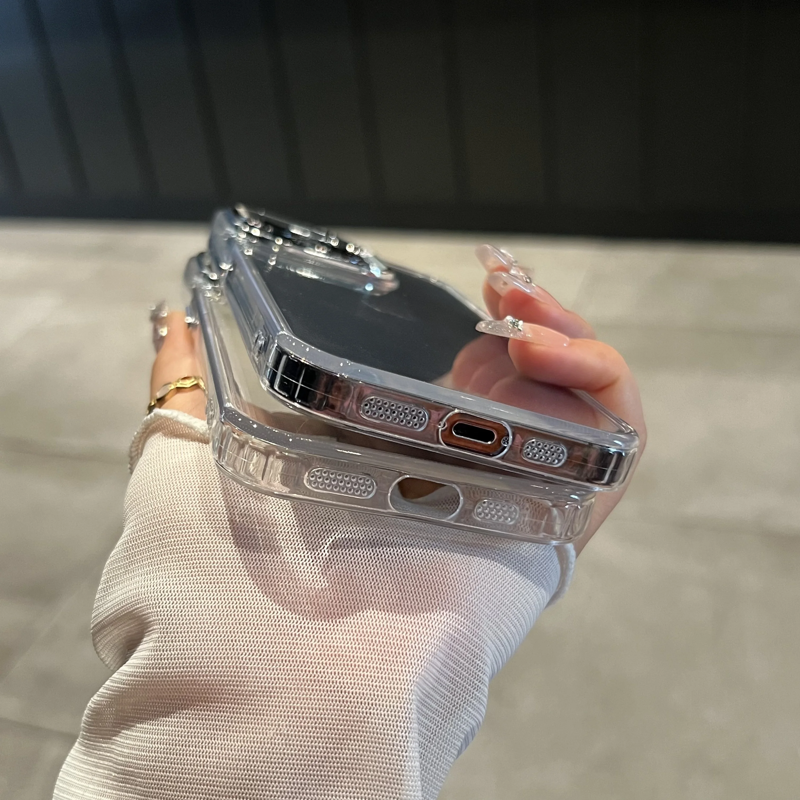 รูปสินค้า เคสซิลิโคนใสกันกระแทก iPhone 17 Pro Max หลากรุ่น
