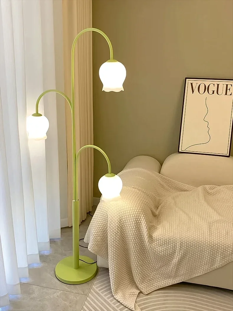 

Cream Style French Lily Floor Lamp Modern Minimalist Creative Living Room Sofa Corner Atmosphere Lamps