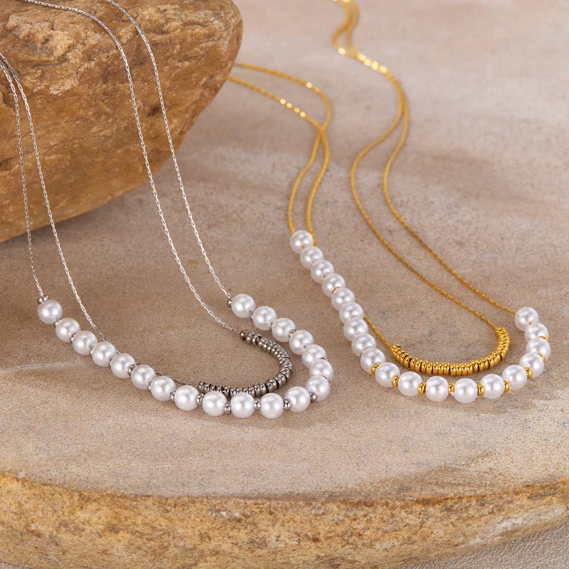 Doppelschichtige Perlenketten aus Edelstahl für Damen, frische, süße Schlüsselbeinkette, modischer, vielseitiger Schmuck