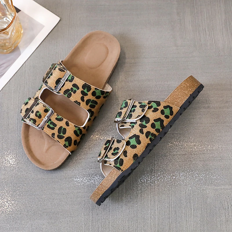 

Шлепанцы женские леопардовые, пляжные сандалии на платформе, с открытым носком, плоская подошва, сандалии для прогулок, Повседневные тапочки, лето 2024