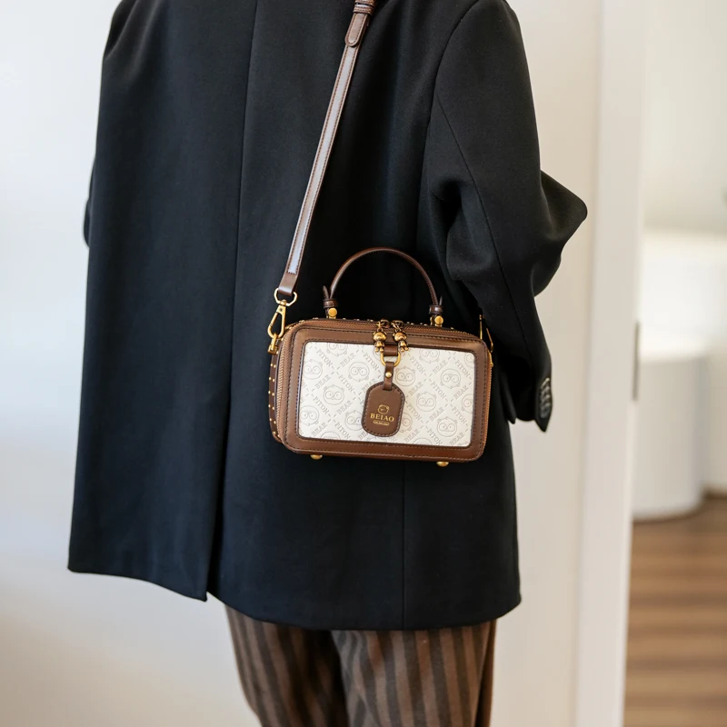 حقيبة نسائية متقاطعة بتصميم برشام، حقيبة كتف فاخرة...