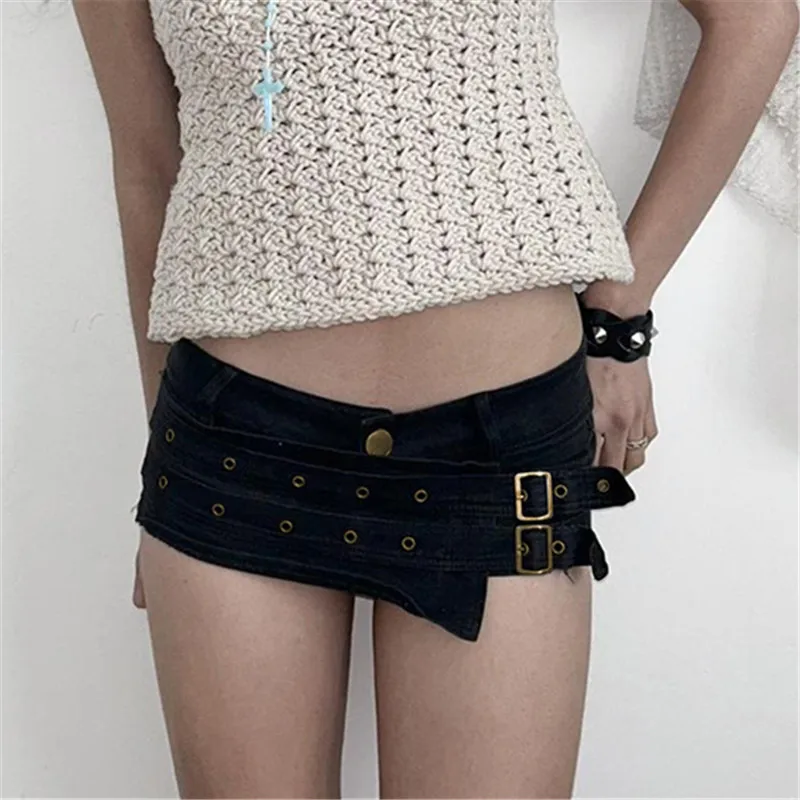 Goth Dark Punk Style Metal Buckle Ultrashort Pants Mall Goth Low Waist Skinny Shorts Cyber Y2K Streetwear Women Alt Hot Pants