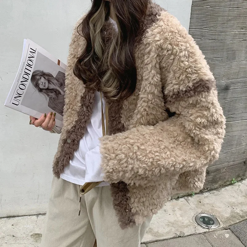 

2023 Winter Coat Women's Contrast Loose Short Camel Grain Wool Fur One Piece Lamb Coats for Women Clothing Abrigos Mujer FCY