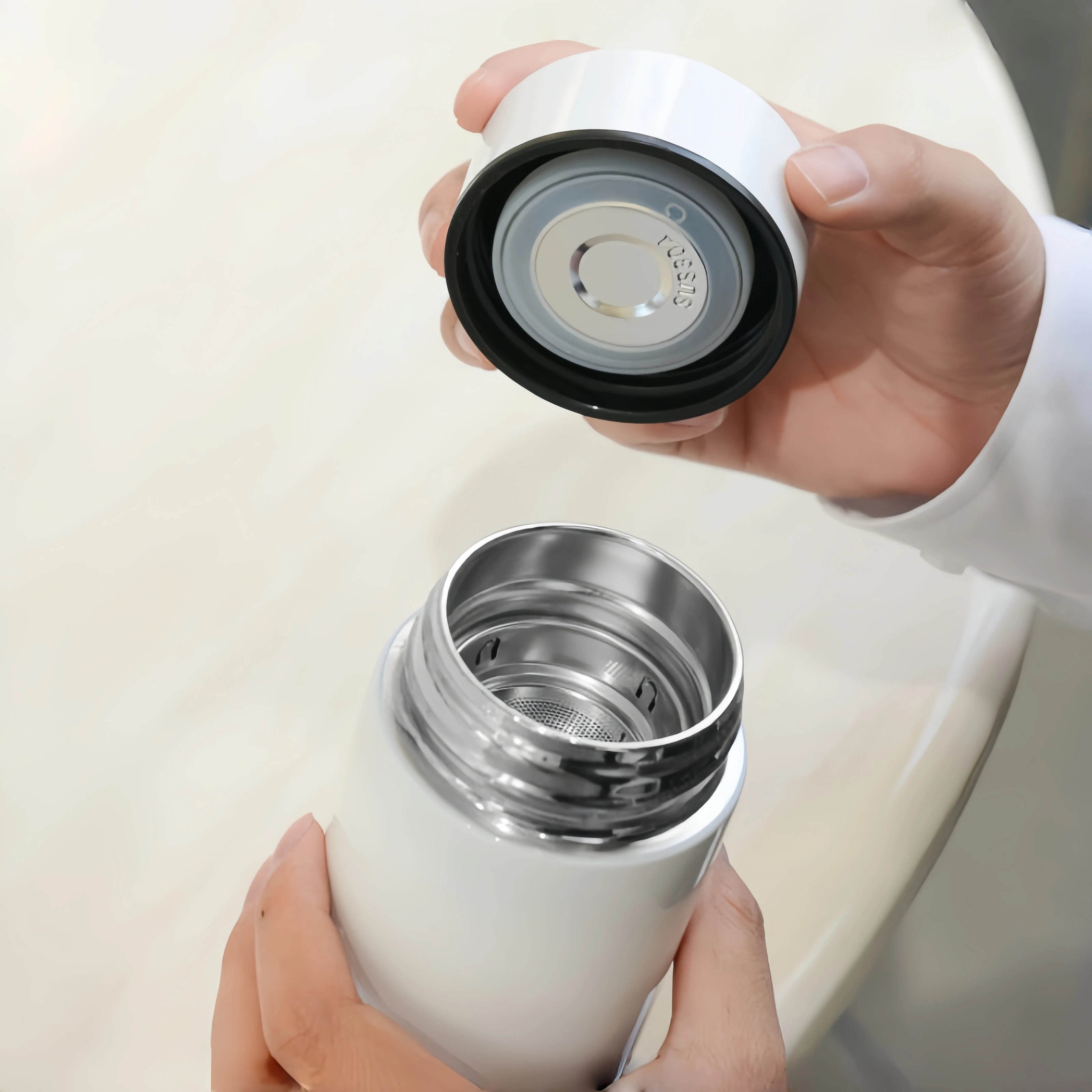 Stainless Steel Thermal Water Bottle with Temperature Display