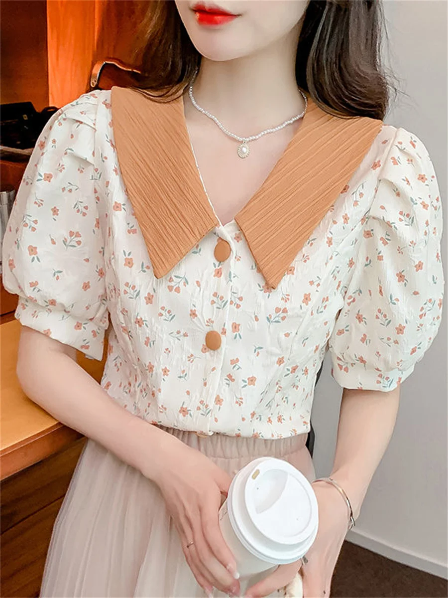 

Women Summer Style Blouses Shirts lady Casual Short Lantern Sleeve Peter Pan Collar Flower Printed Blusas Tops DF4449