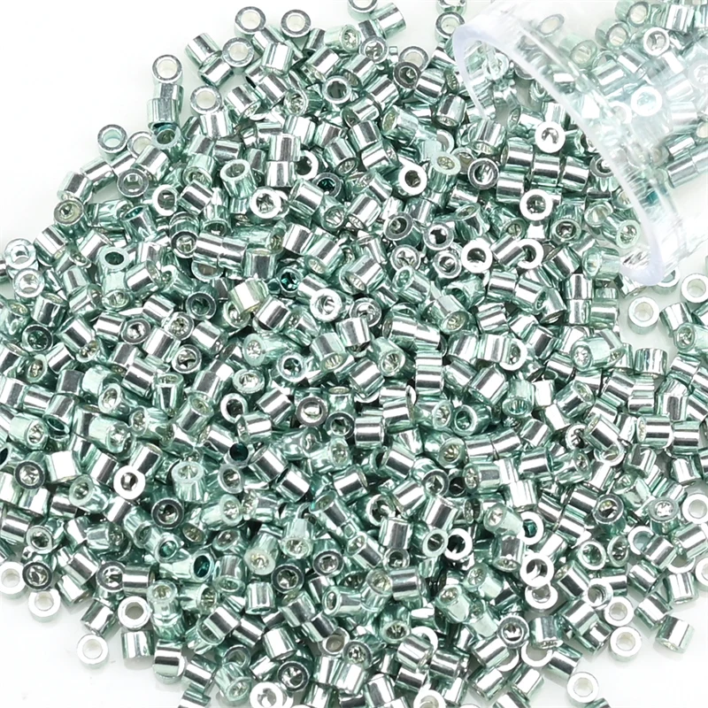 Elegant Metallic Seed Beads in Golden & Silver Tones - 1200pcs