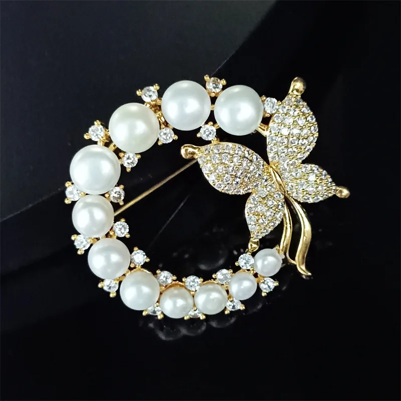 

2023 Vintage Freshwater Pearl Wreath Brooches Delicate Cubic Zircon Butterfly Corsage for Women's Elegant Broochpins Accessories