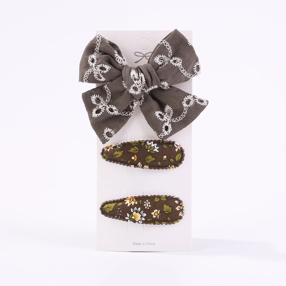 Рисунок 5 - детские заколки для волос с цветочной