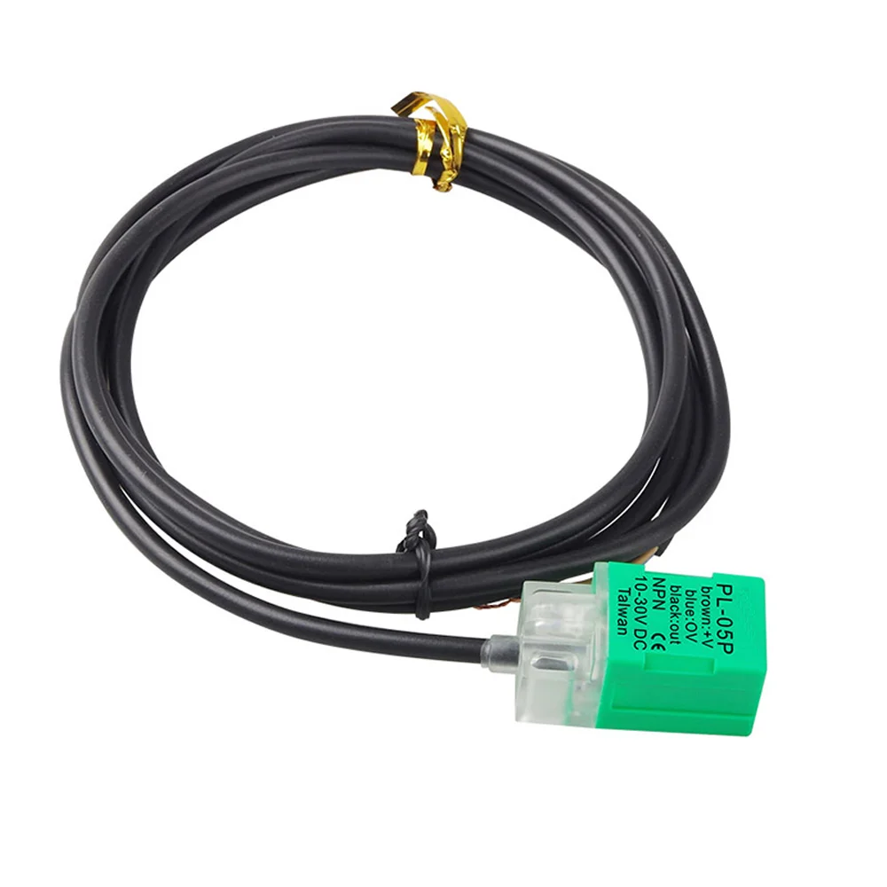 

DC 10-30V PNP NO Inductive Proximity Sensor Switch 5mm Detective Distance PL-05P