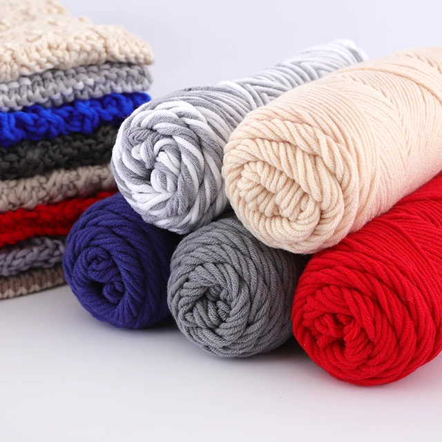 Hand-knitting with 500 grams of ultra-thick large yarn DIY arm knitting  roving blanket spinning yarnHand-knitting withknitting y