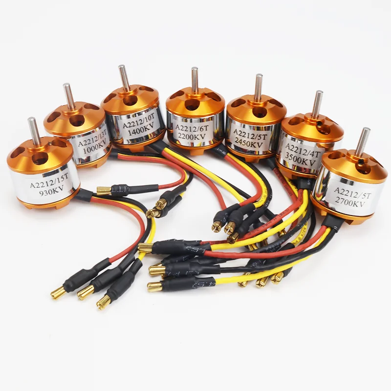 Moteur brushless A2212 pour drone avec hélices montées, prêt pour l'assemblage.