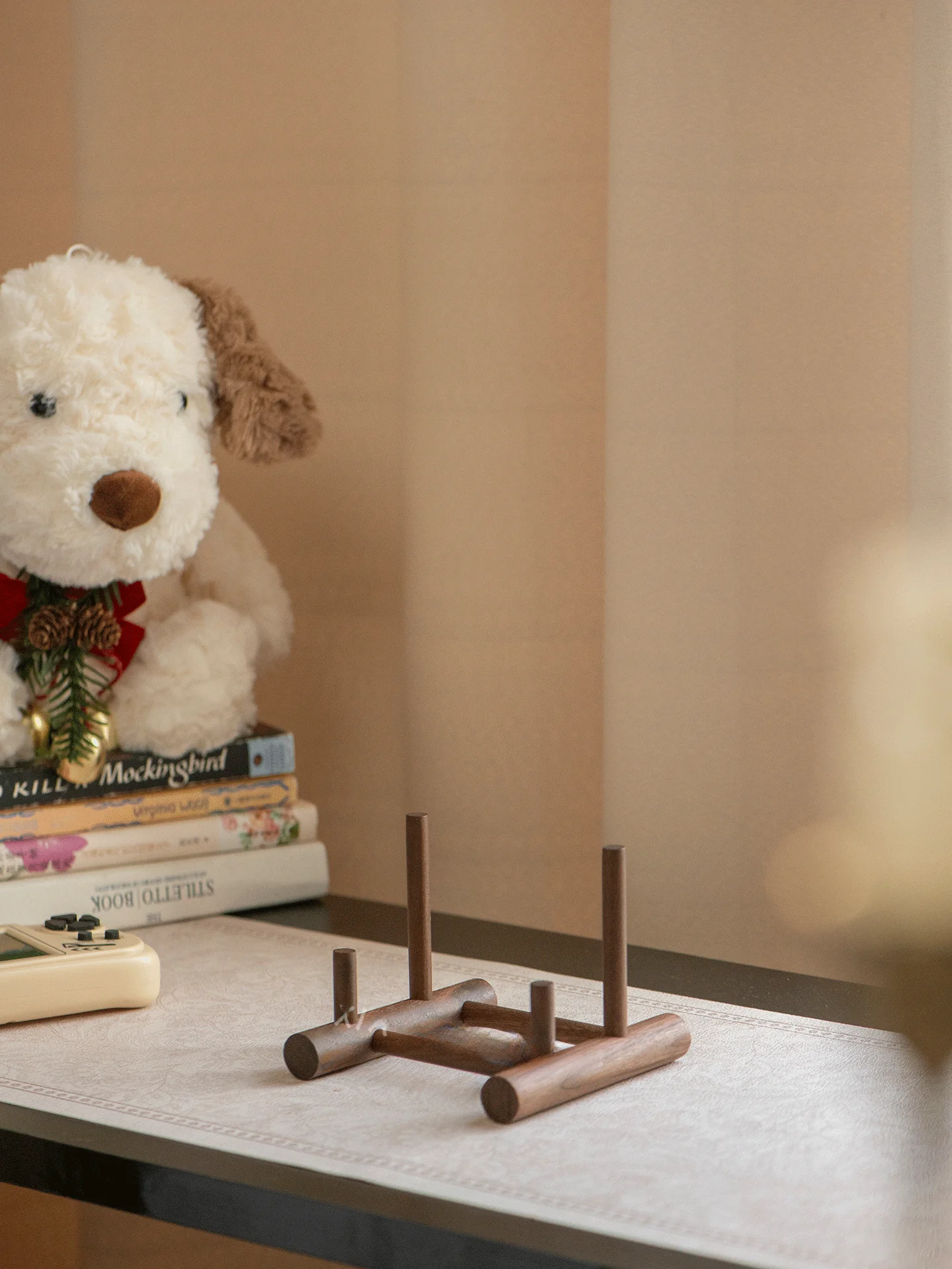 휴대용 노트북 스탠드 블랙 월넛 원목 수납 디스플레이 랙 (노트북, 태블릿, 데스크탑용) 높이 조절 가능 모바일 홀더