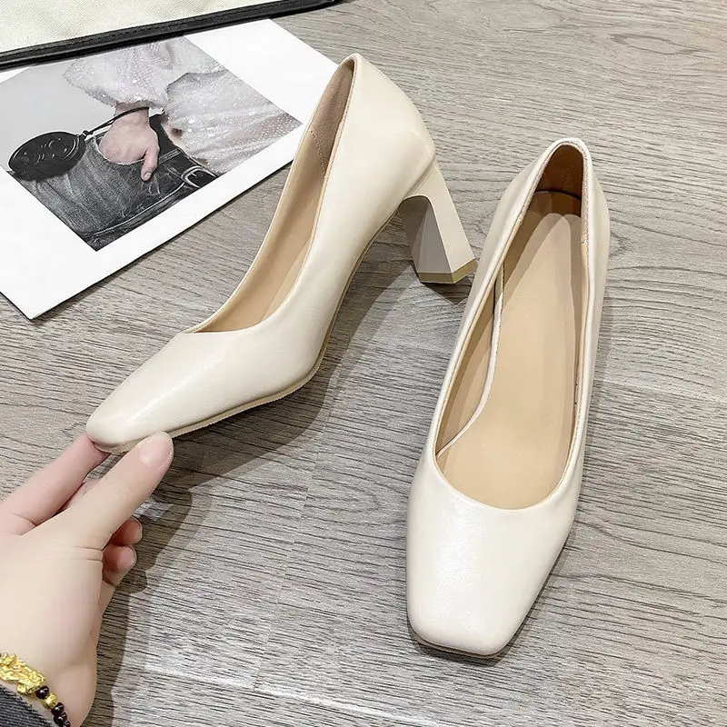 Buy Best Block Heels for Women Online from Mochi Shoes