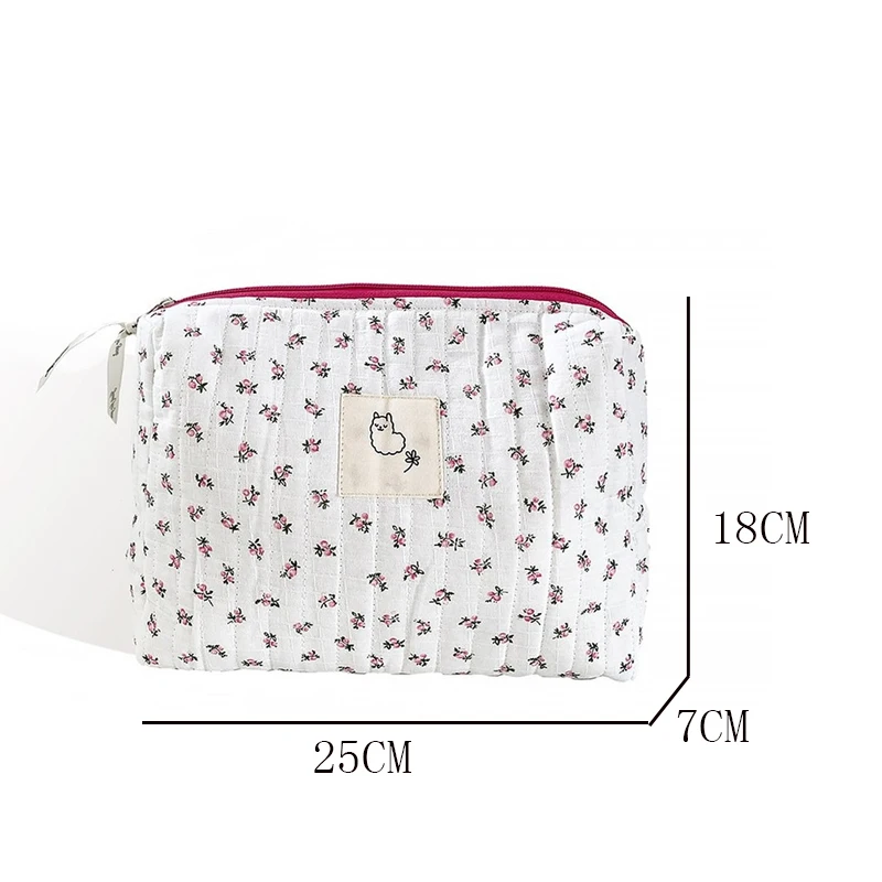 Quilted women cosmetic bag cosmetic storage bag toiletry bag makeup bag cosmetic case portable cotton floral cosmetic pouch
