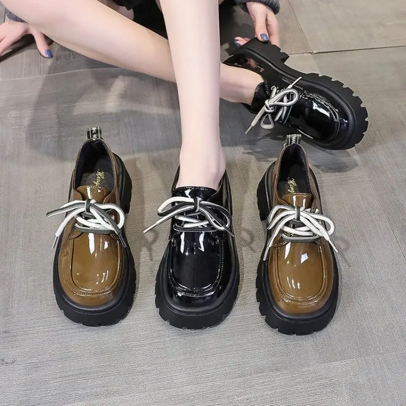 

NEW British Style Chunky Platform Pumps Women 2024 Spring Lace Up Thick Heels Woman Round Toe Patent Leather Shoes Vulcanized