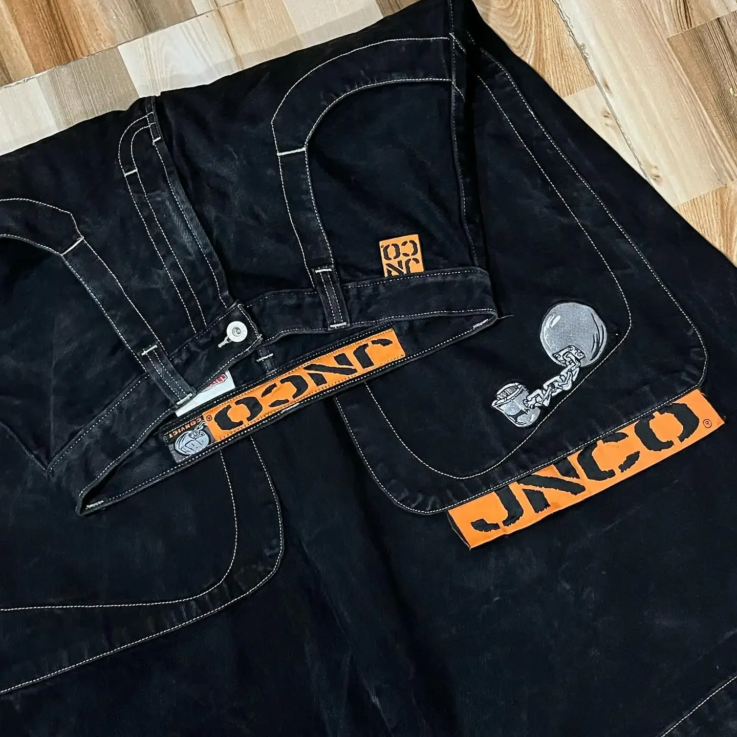 JNCO  混 û, Y2K     , ϶   ̽Ʈ ̵  , Ż ƮƮ