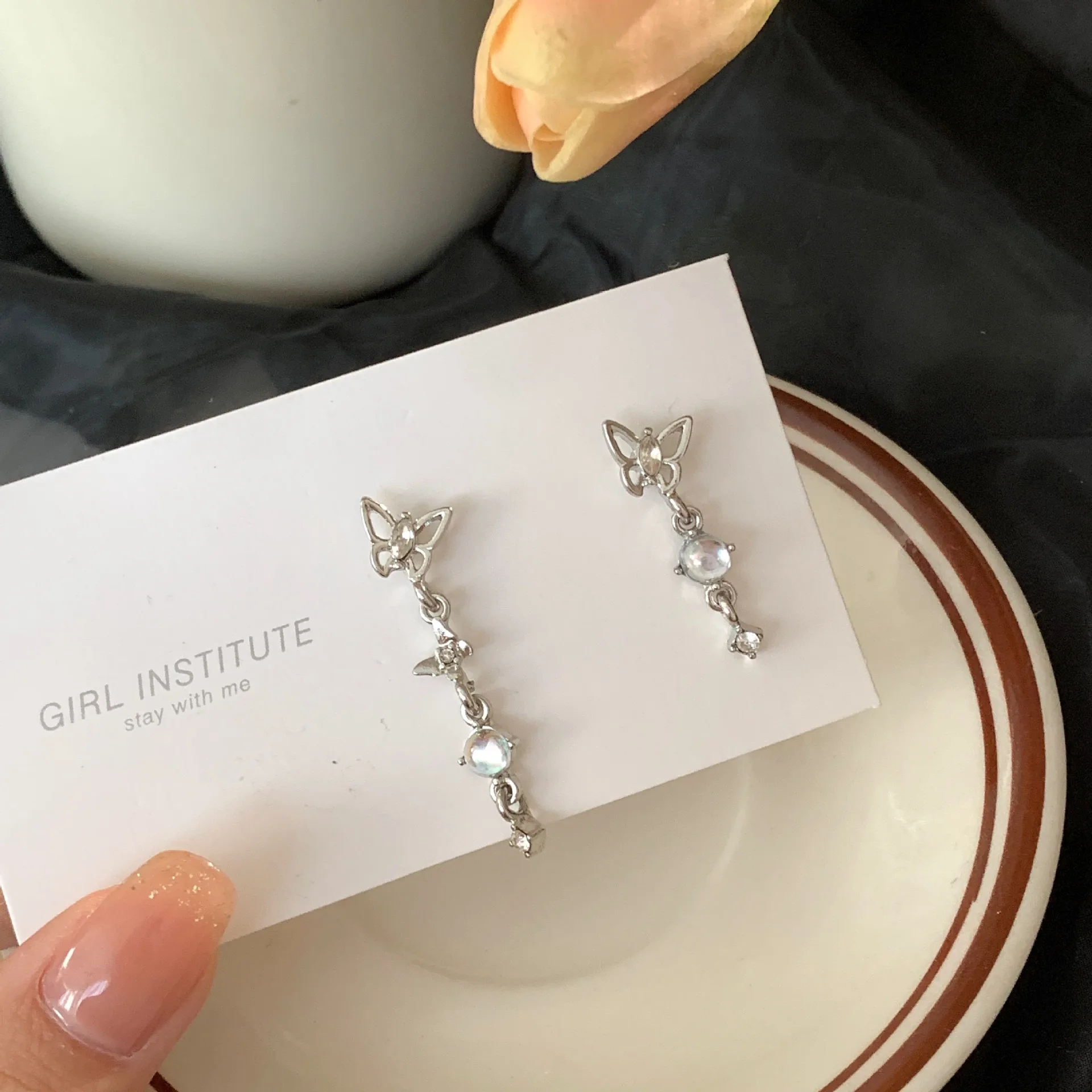 Ear Clip Earrings Butterfly Tassel Clip No Hole Asymmetry Without Piercing Minimalist ear clip earrings,clip earrings,ear clip