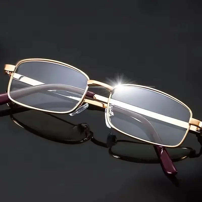 Anti-Scratch Reading Glasses Retro Square Presbyopic Eyewear With Glass Lenses Metal Hyperopia Eye Glasses Men's glasses +3.5+4