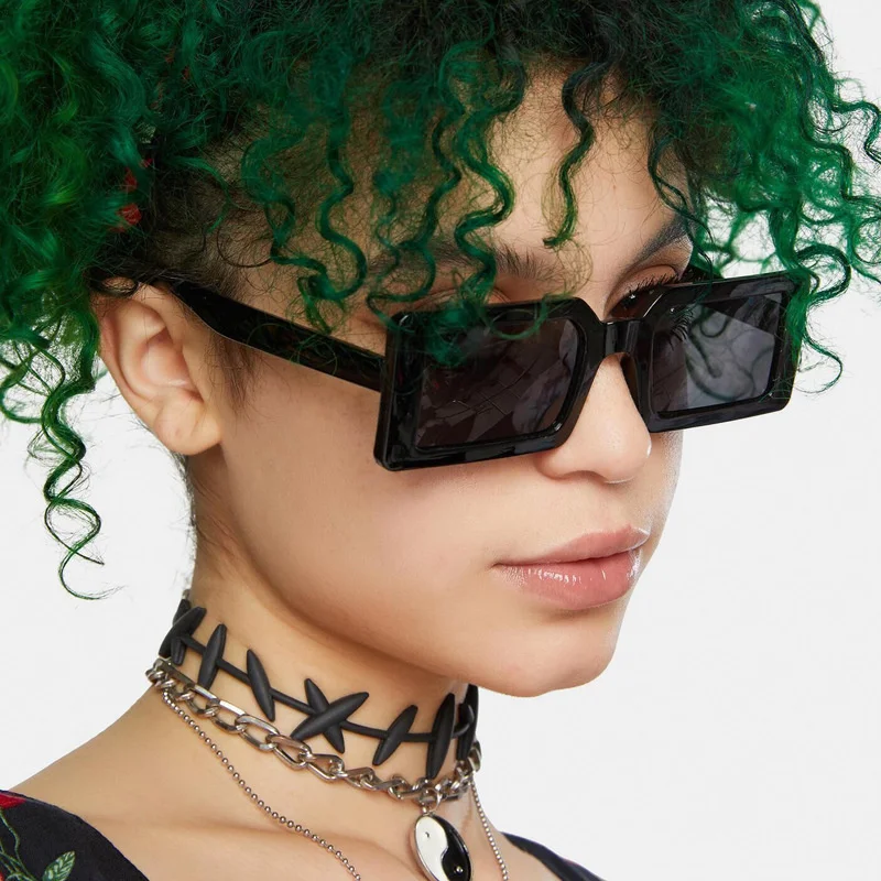 

Small Square Elegant style Vintage Sunglasses Woman Luxury Brand Designer Italy Sun Glasses Female Ladies Shades Eyewear