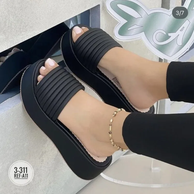 2023 New Slippers Sandals for Women Fashion Shoes Flip Flops Ladies Clip Toe Slippers Platform Soft Slides Women's Beach Shoes