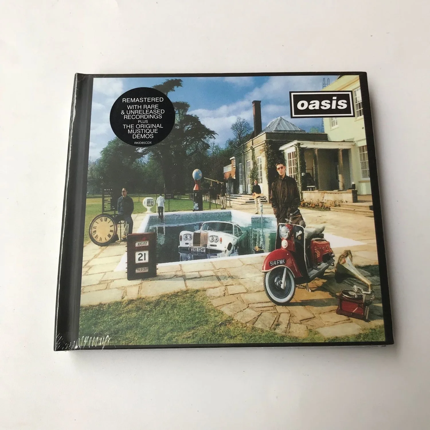OASIS - BE HERE NOW 台湾・中国盤　CD Oasis - Be Here Now - Amazon.com Music