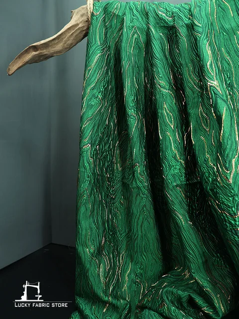 Robe jacquard de montagne verte, tissu de style ins, tissu en relief métallique mélangé, tissu de créateur de mode 6