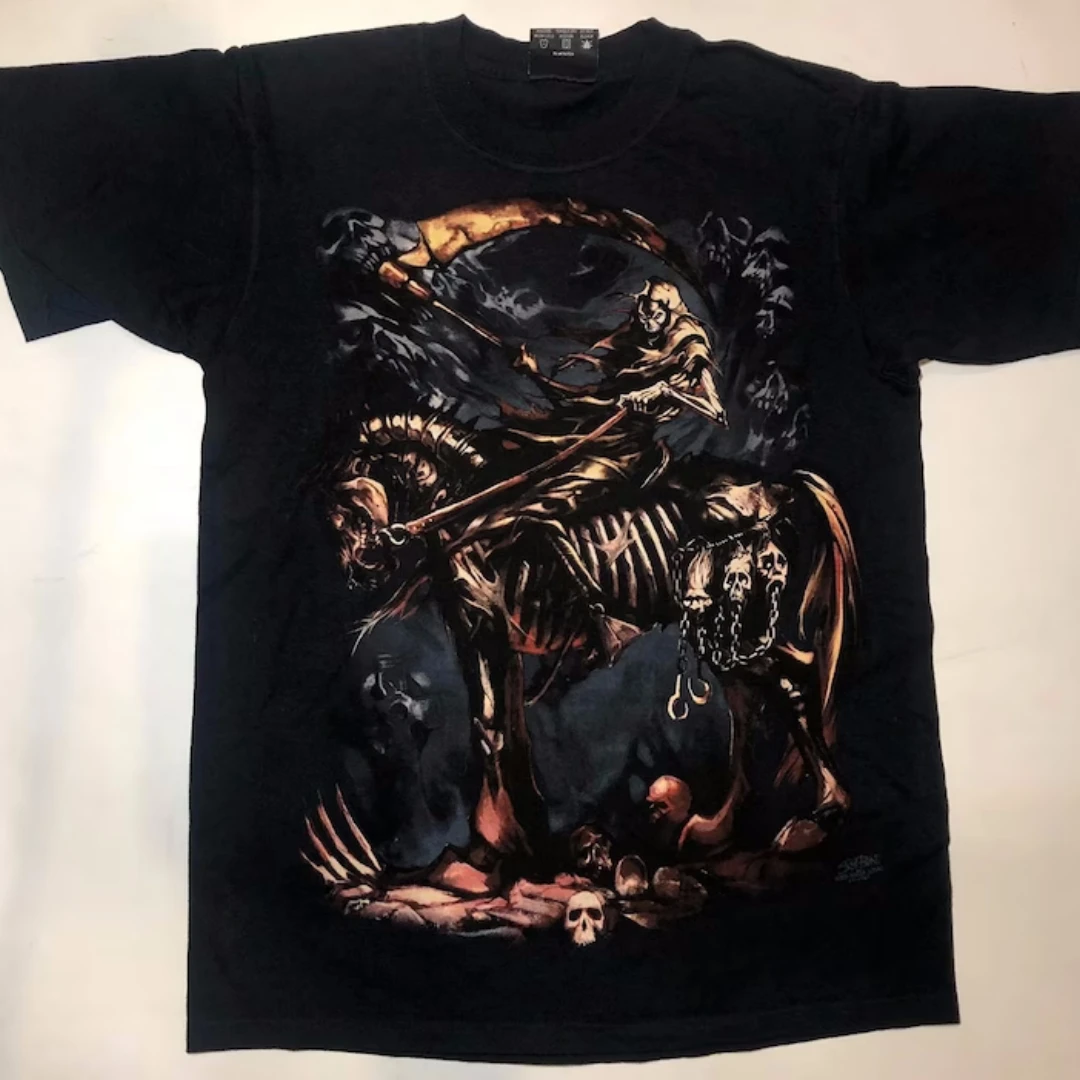 Mountain Skull Reaper Scythe Cavalleria Spaventoso Dark Man Spettrale Horror Rock Gothic Mystery Custom T-Shirt