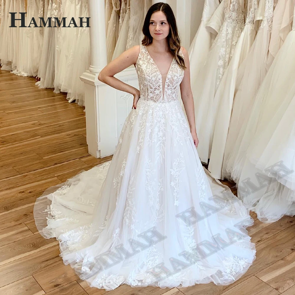 

HAMMAH Tulle Appliques Sleeveless Wedding Dresses For Women Tank Deep V Neck Sweep Train Appliques Vestidos De Novia Brautmode