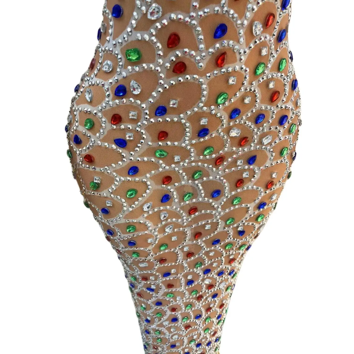 Рисунок 5 - Женское длинное платье для выпускного вечера