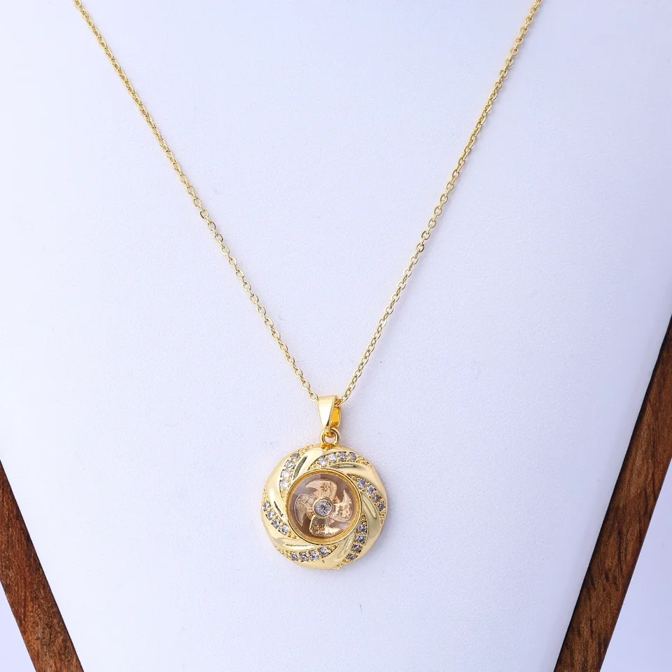 Vintage Diamond Inlaid Rotating Necklace Unisex Jewelry