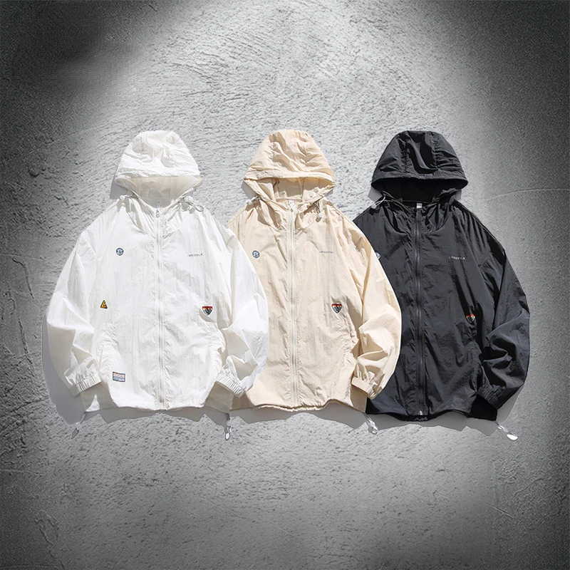 

Новинка, летняя тонкая мужская куртка с капюшоном, повседневная Солнцезащитная куртка, дышащие куртки с надписью, быстросохнущие Топы