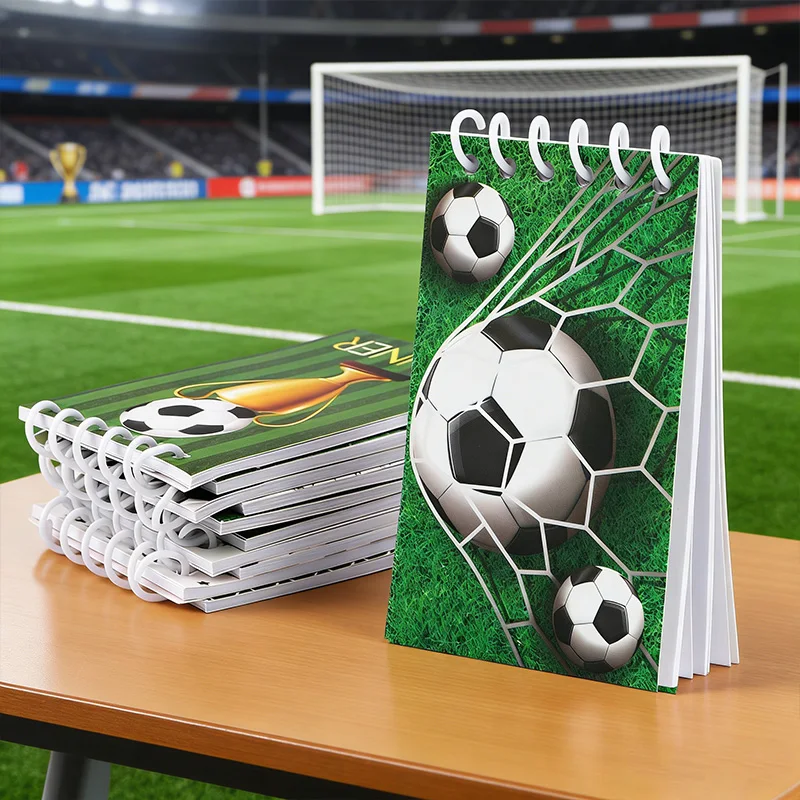 10pcs 축구 테마 미니 노트북 나선형 바인딩 휴대용 메모장 스포츠 스타일 메모장 파티 호의 선물 귀여운 미니 책