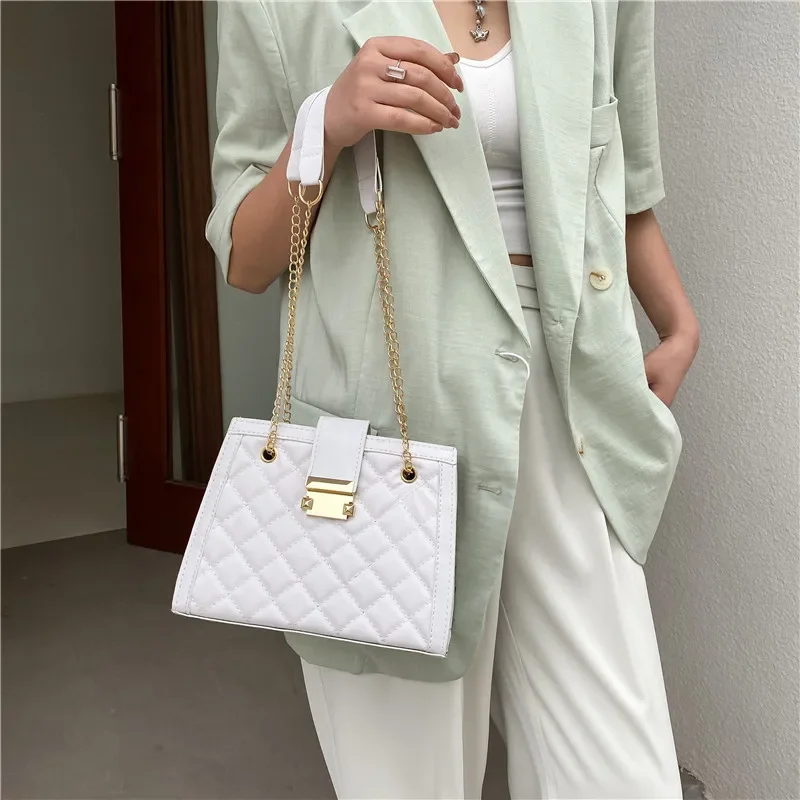 Sac bandoulière élégant à chaîne pour femme