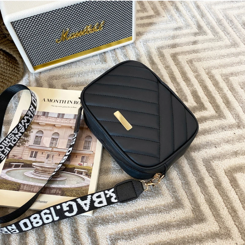 Shoulder Bag Fashion Women's Small Crossbody PU Leather Messenger Zipper Handbag Purse Summer Travel, shoulder bag,leather handbag,pu handbag