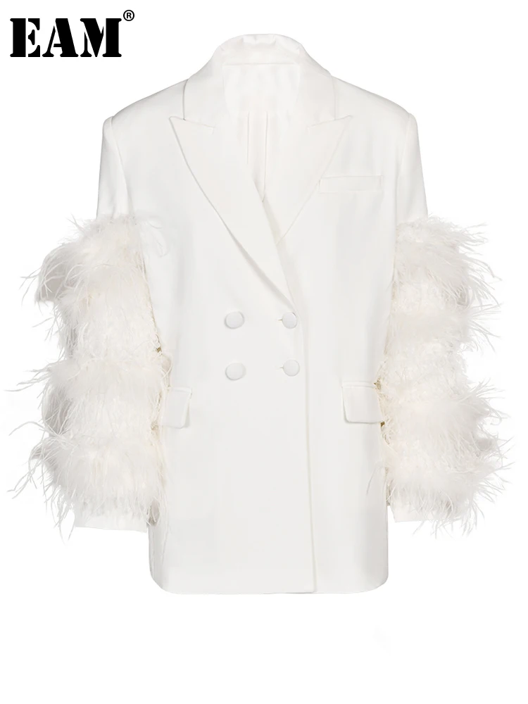 

[EAM] Women White Feather Elegant Blazer New Lapel Long Sleeve Loose Fit Jacket Fashion Tide Spring Autumn 2023 CP138600