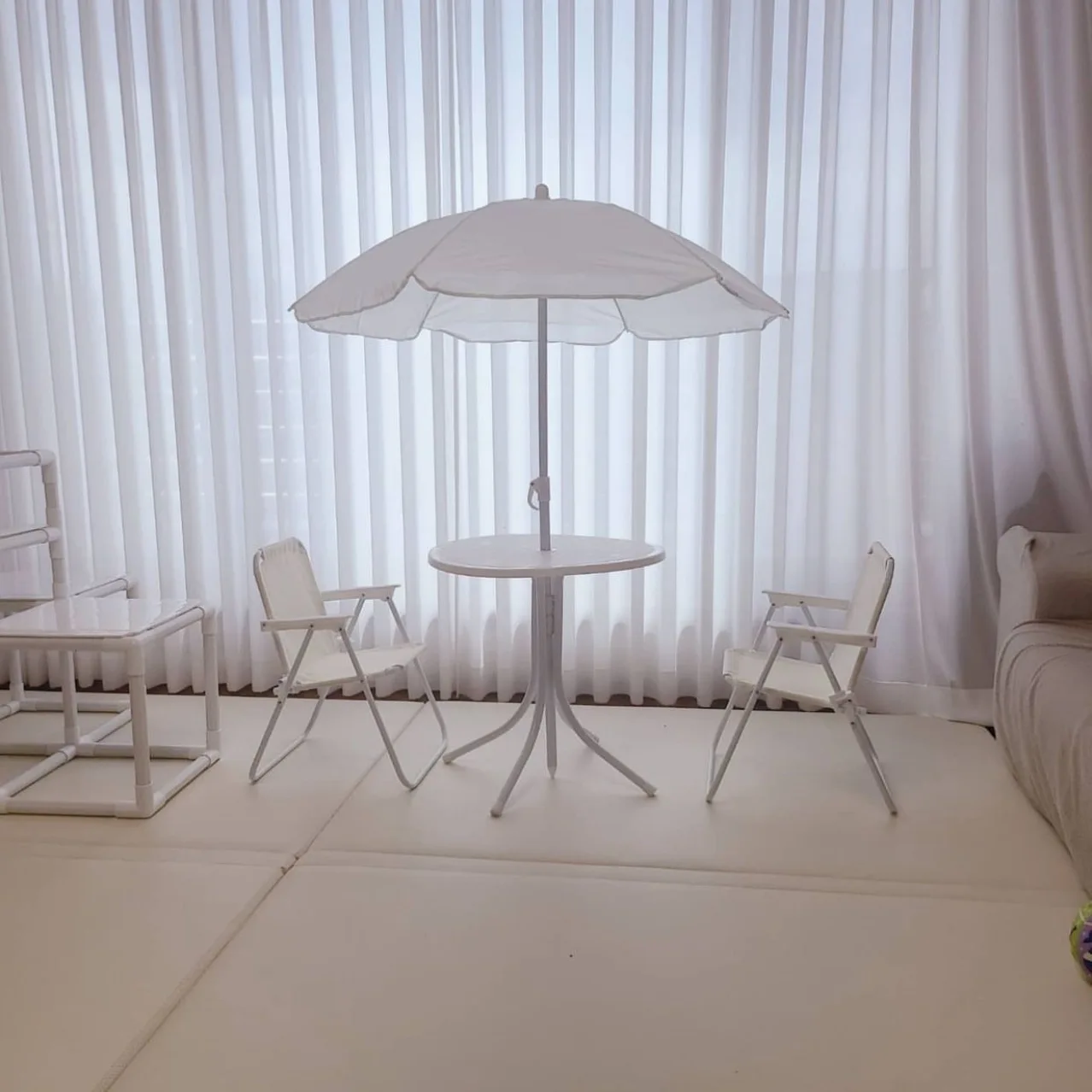 Simple Outdoor Folding Children's Portable Camping Table and Chair Set Beach Umbrella Picnic Courtyard Table and Chair
