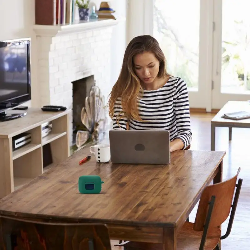 Earbuds Box Protective Case Silicone Anti-scratch Protective Cover Solid Color Shockproof Earbuds Case Cover With Carabiner